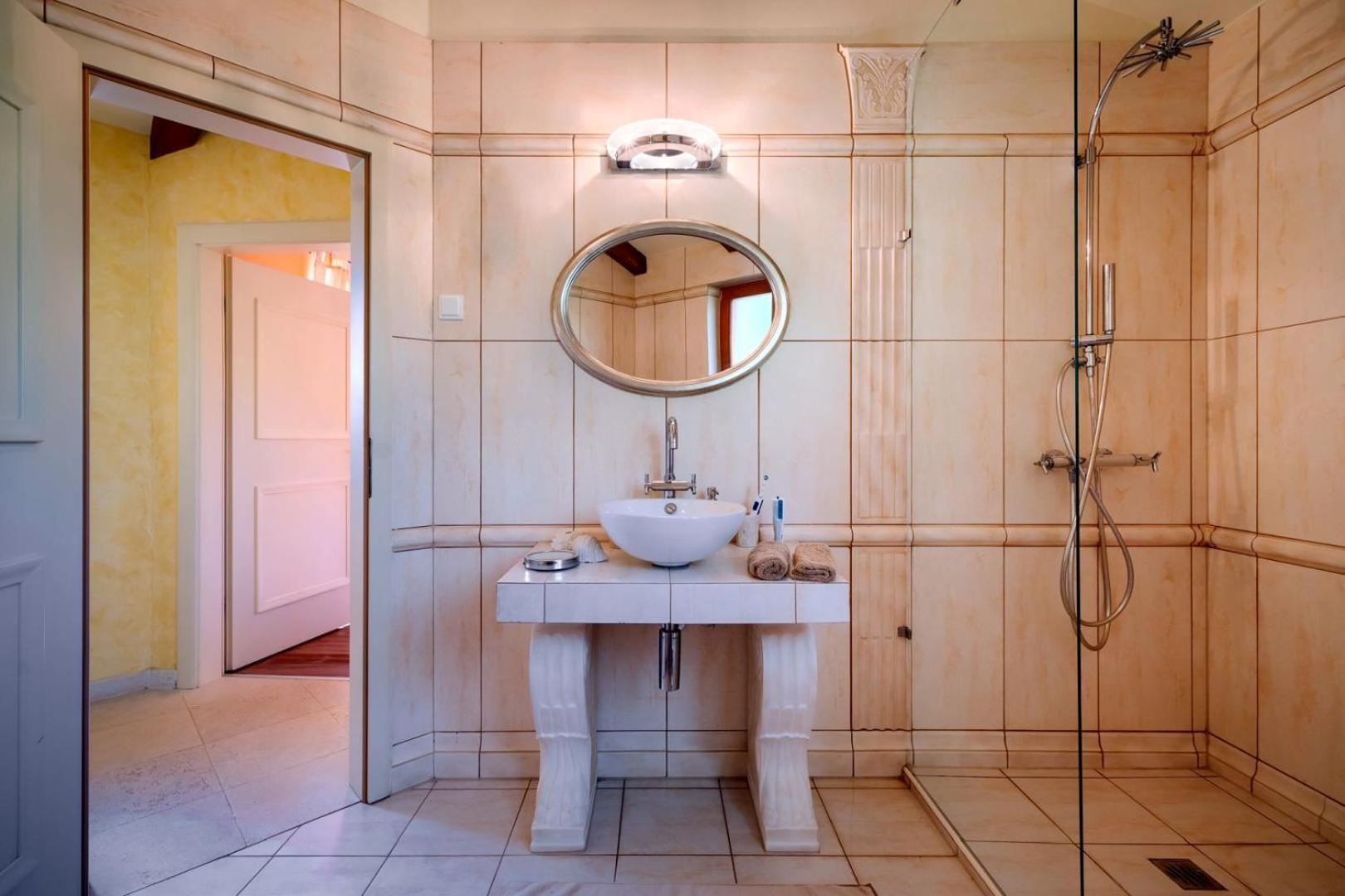 Rustic Villa Cehici With Pool In Sveti Lovrec Jehnici Екстериор снимка