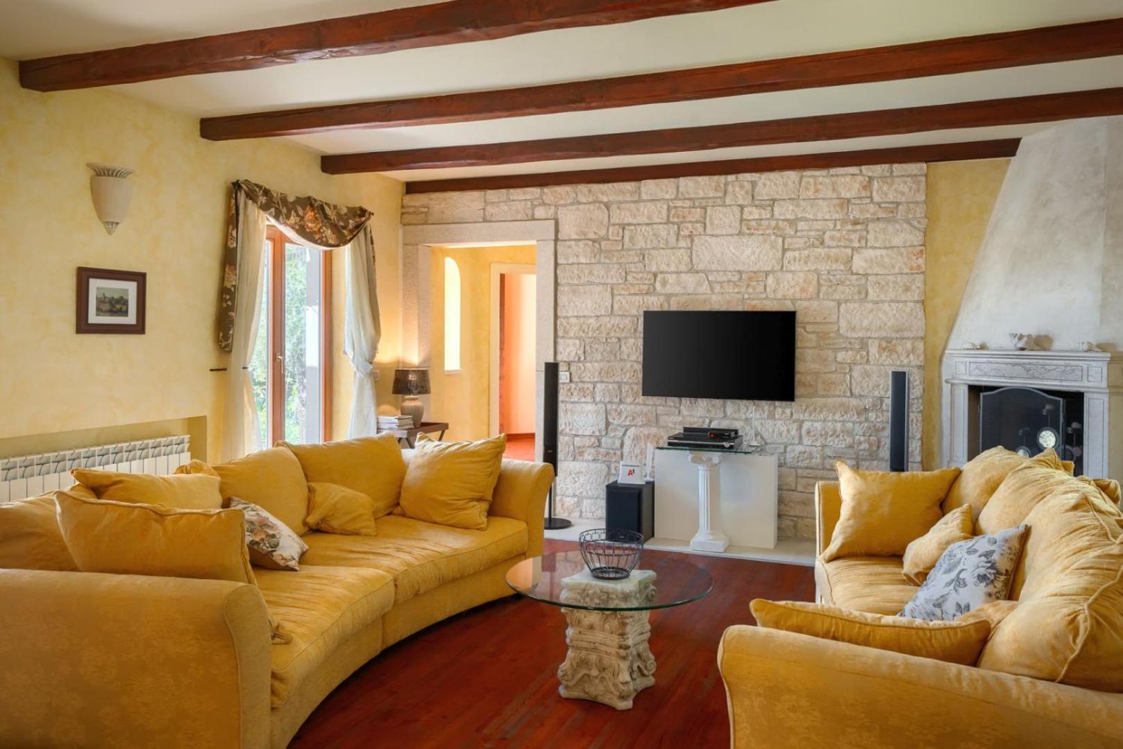 Rustic Villa Cehici With Pool In Sveti Lovrec Jehnici Екстериор снимка