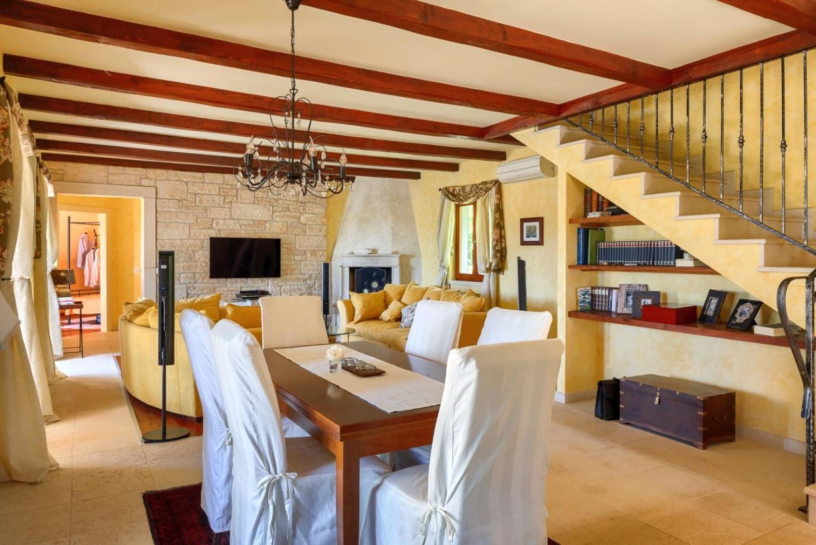 Rustic Villa Cehici With Pool In Sveti Lovrec Jehnici Екстериор снимка