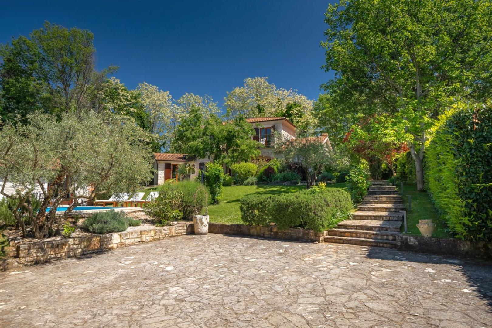 Rustic Villa Cehici With Pool In Sveti Lovrec Jehnici Екстериор снимка