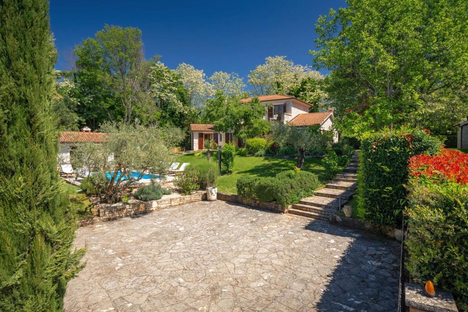 Rustic Villa Cehici With Pool In Sveti Lovrec Jehnici Екстериор снимка