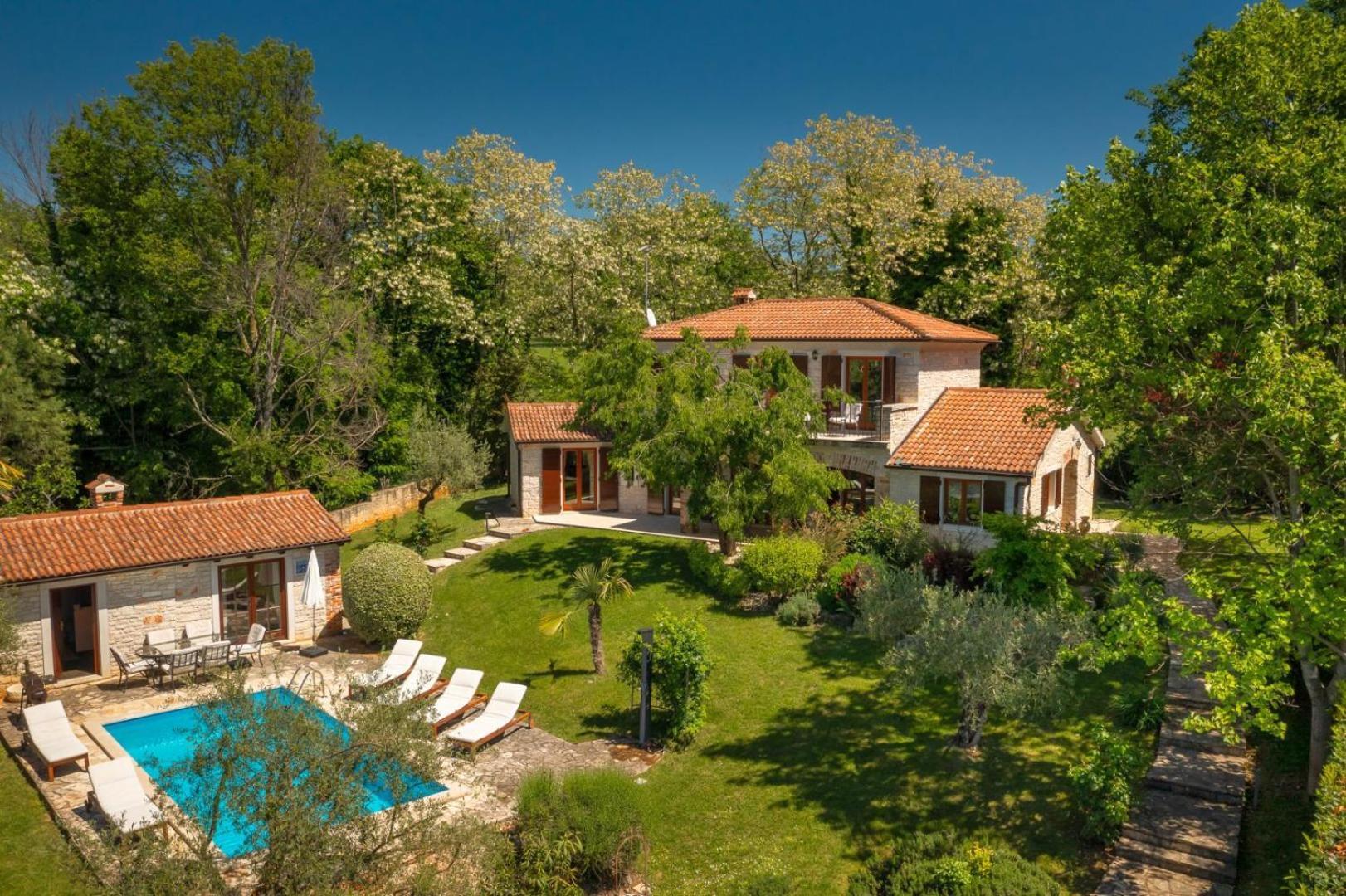 Rustic Villa Cehici With Pool In Sveti Lovrec Jehnici Екстериор снимка